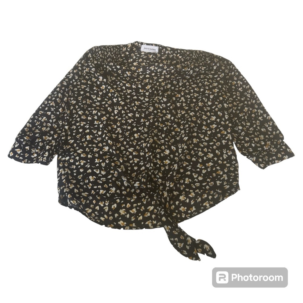 June & Hudson black white yellow lopes print blouse tie front short sleeve